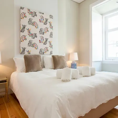 Apartment Joivy Deluxe 3br With Workspace By Figueira Sq And Rossio Subway